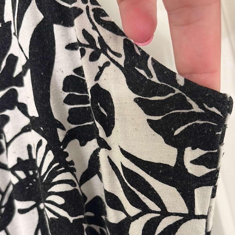 LOFT Black and White Floral Midi Dress - Picture 6 of 7